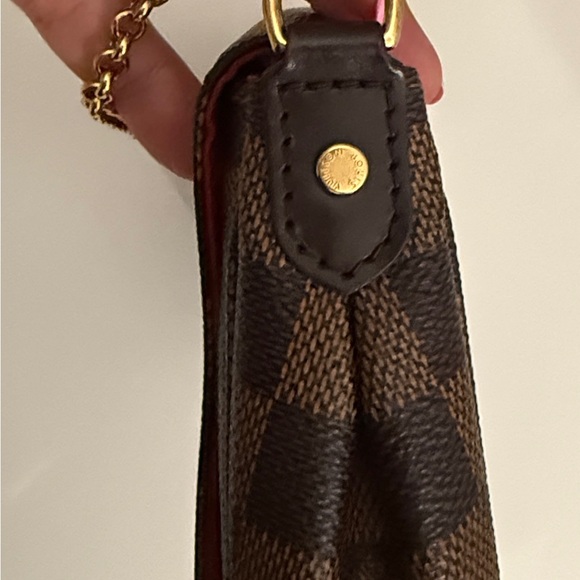 Louis Vuitton Damier Ebene Favorite PM - Picture 9 of 16